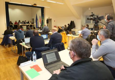 16.REDNA SEJA OBČINSKEGA SVETA 05 FOTO LJUBO VUKELIČ